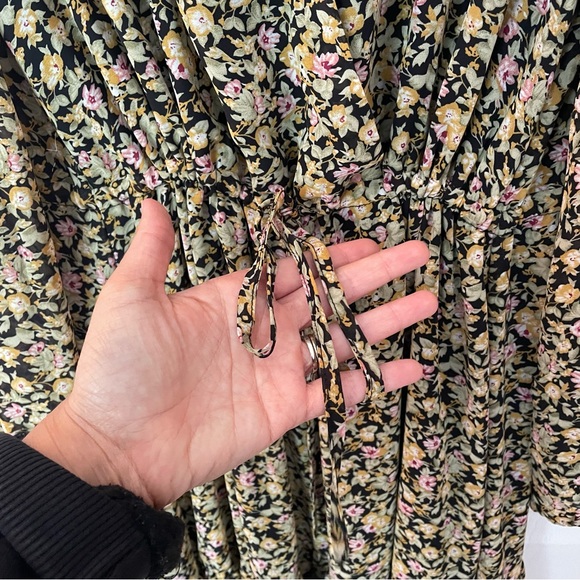 Piper & Scoot Floral Maxi Dress - Picture 4 of 8